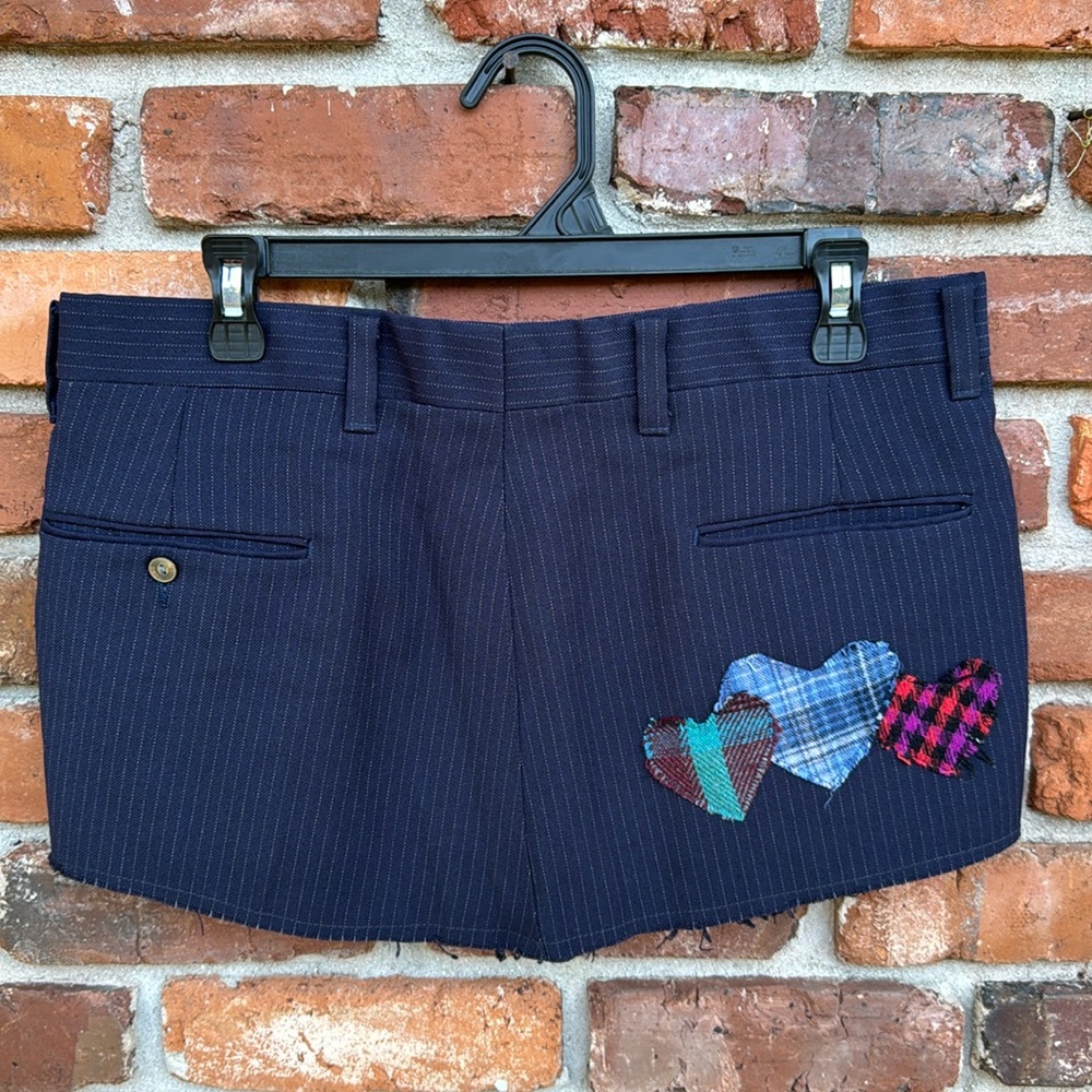 Urban Renewal Mini Pinstripe Navy Heart Patches Pockets Upcycled Zip Up Skirt L - Picture 5 of 13